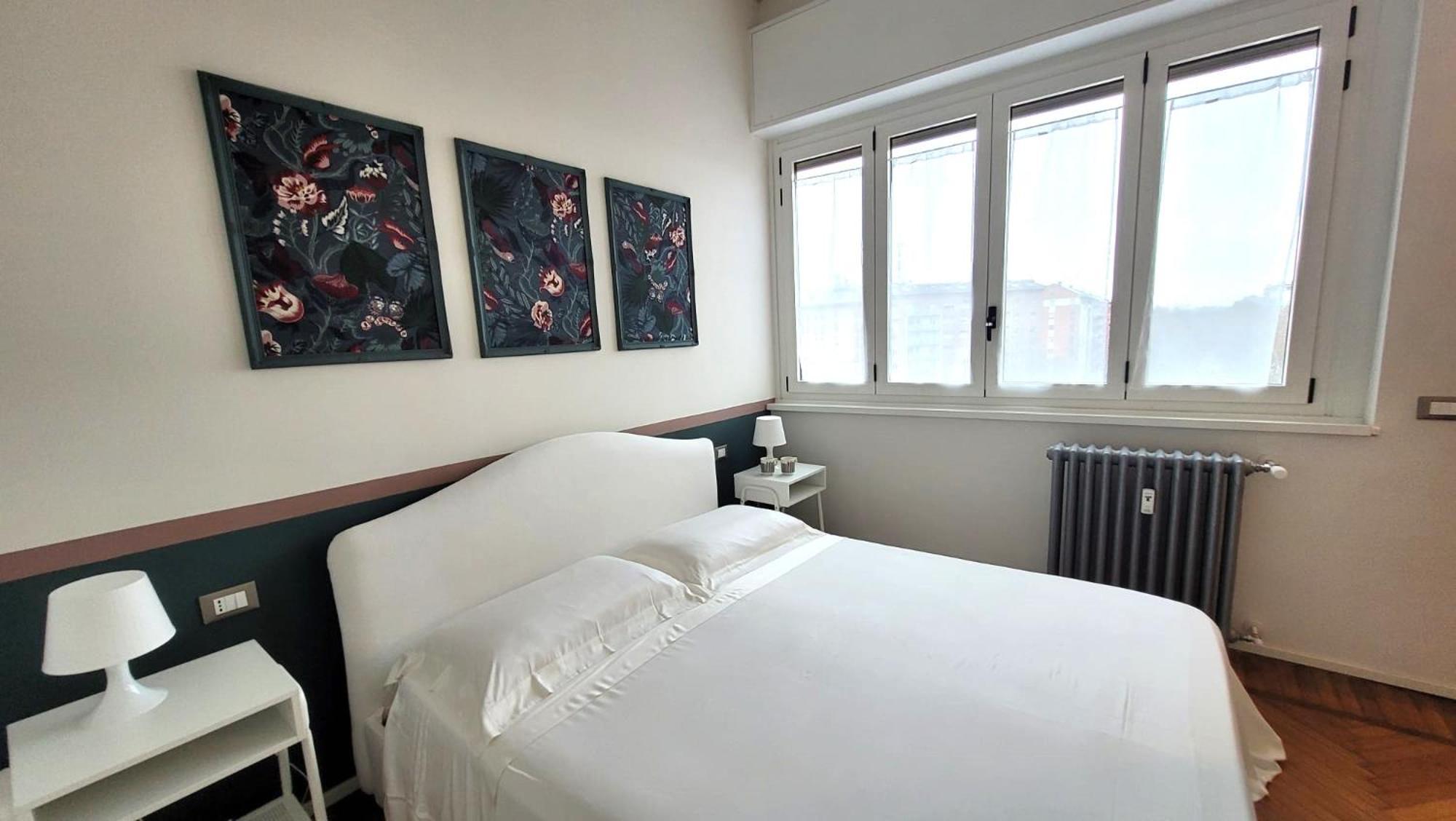 "La Milanese" Modern Apartment, 100 Meters From Metro Isola Exterior photo