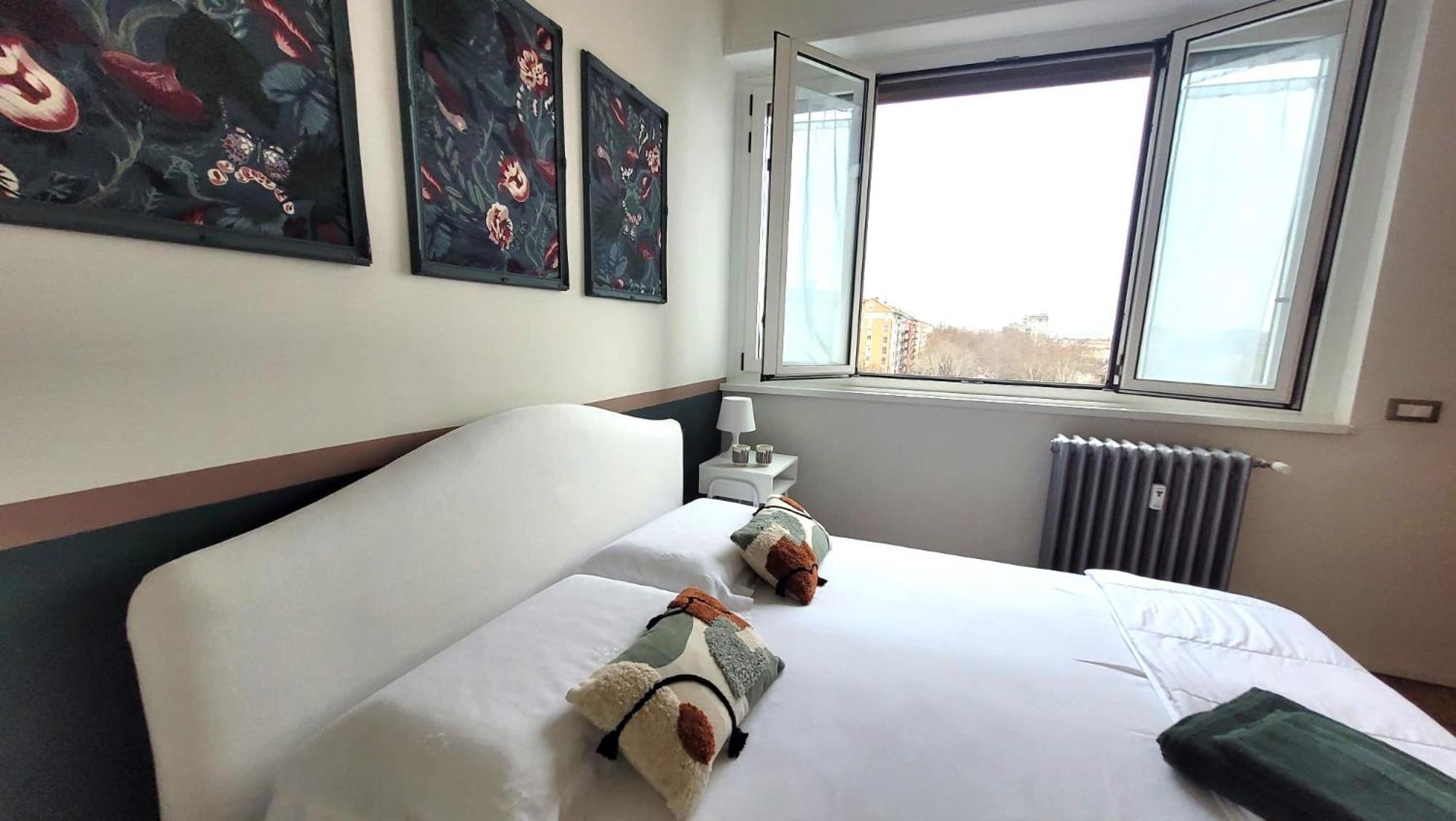 "La Milanese" Modern Apartment, 100 Meters From Metro Isola Exterior photo